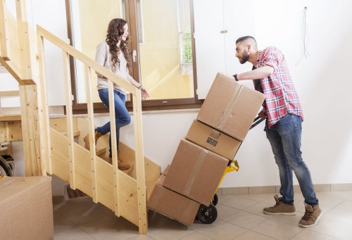 Customizable and flexible moving solutions in Kensington